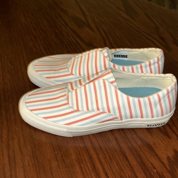 SeaVees Stripe white, blue & red slip on shoes size 8.5 - Picture 5 of 8
